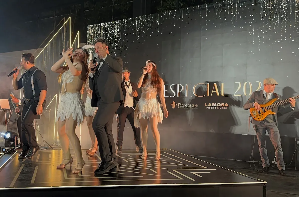 Show musical en Santa Fe con músicos en vivo